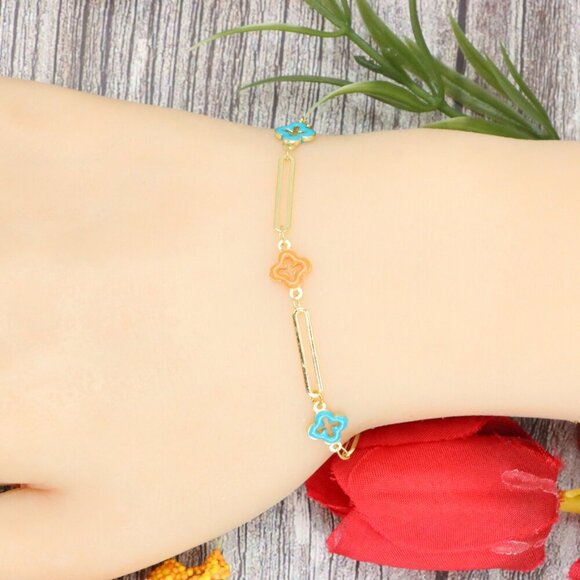 "Trendy Handmade Bracelet – A Stylish Gift for Women & Girls, MAR091467 - Picture 4 of 10